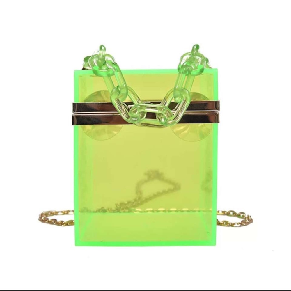 “Clear Cube”